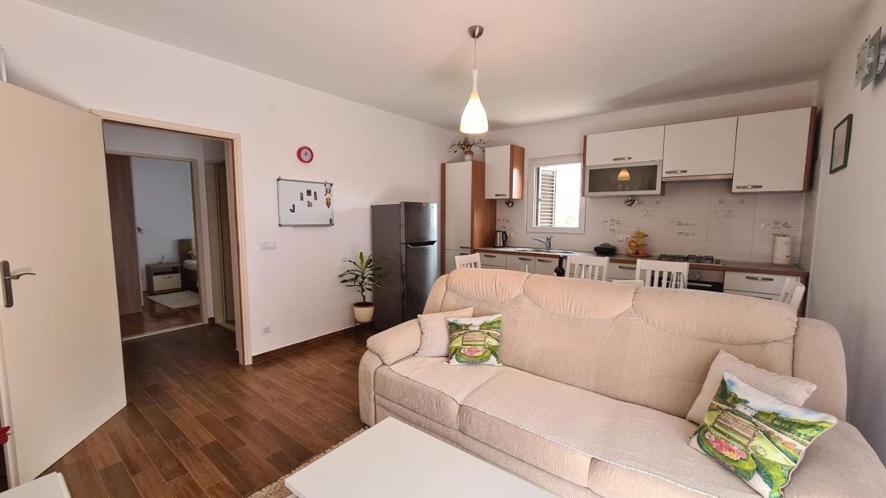 Apartment Antonia Stari Grad  Extérieur photo